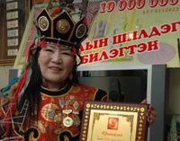    Б.Бат-Эрдэнэ аваргыг Ерөнхийлөгчийн сонгуульд ялна гэж Т.Заманд зөгнөжээ
