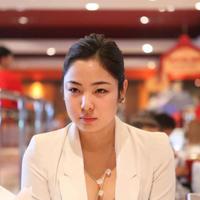 Э.Бадамцэцэг: Намайг хүнтэй холбож бичихэд гомддог, хожим миний хүүхэд уншвал яах юм